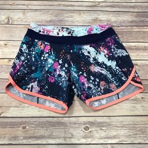 Ivivva Relay Racer Short in Splatter Print